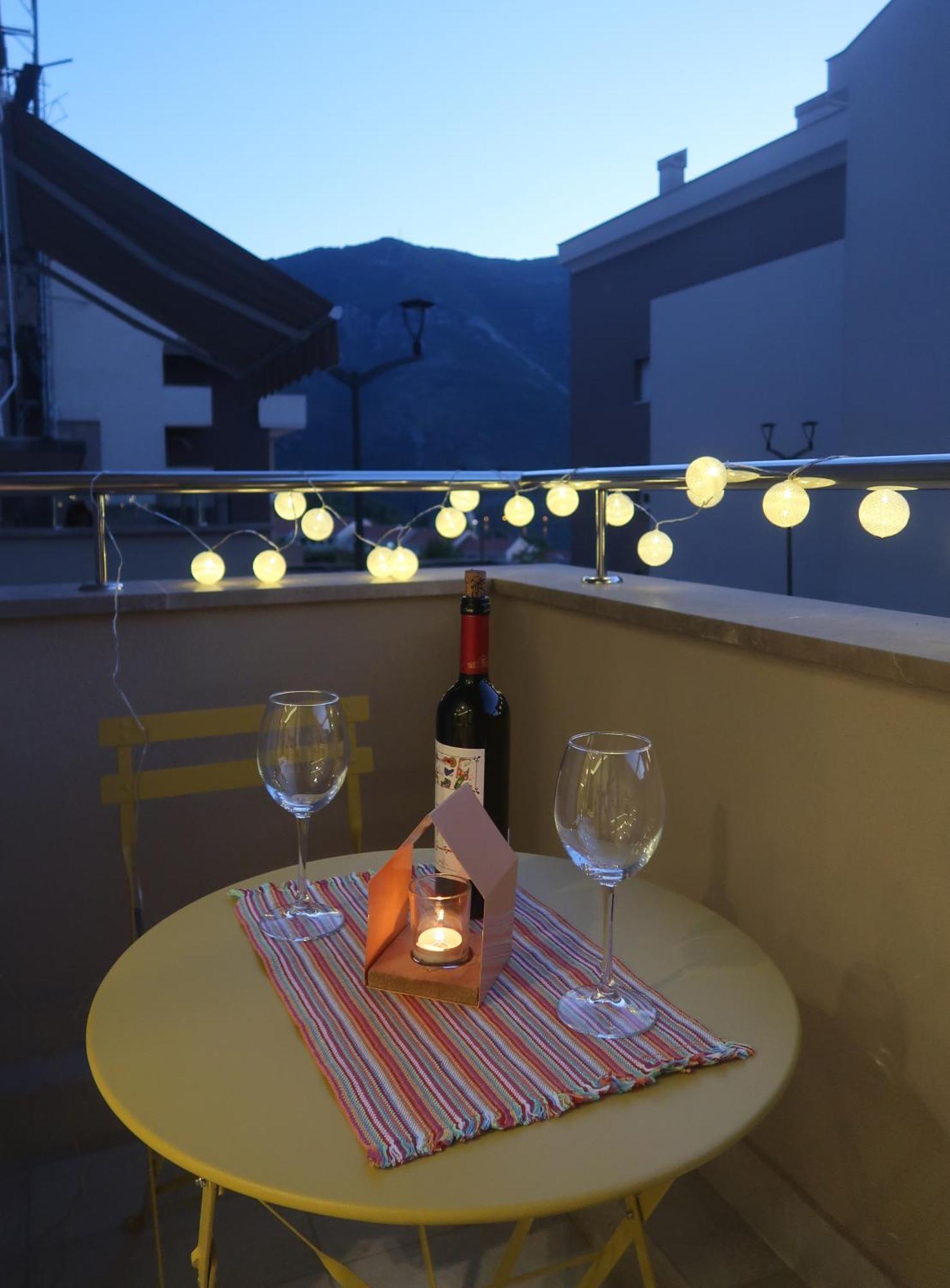 Cozy Nest, 350M To Beach, Free Parking, Wi-Fi Kotor Exterior foto