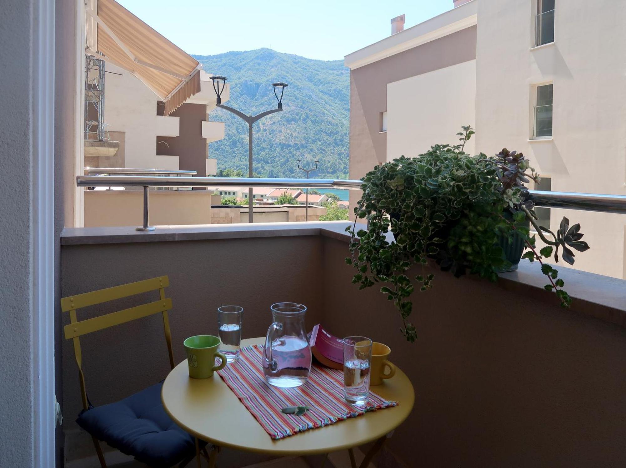 Cozy Nest, 350M To Beach, Free Parking, Wi-Fi Kotor Exterior foto